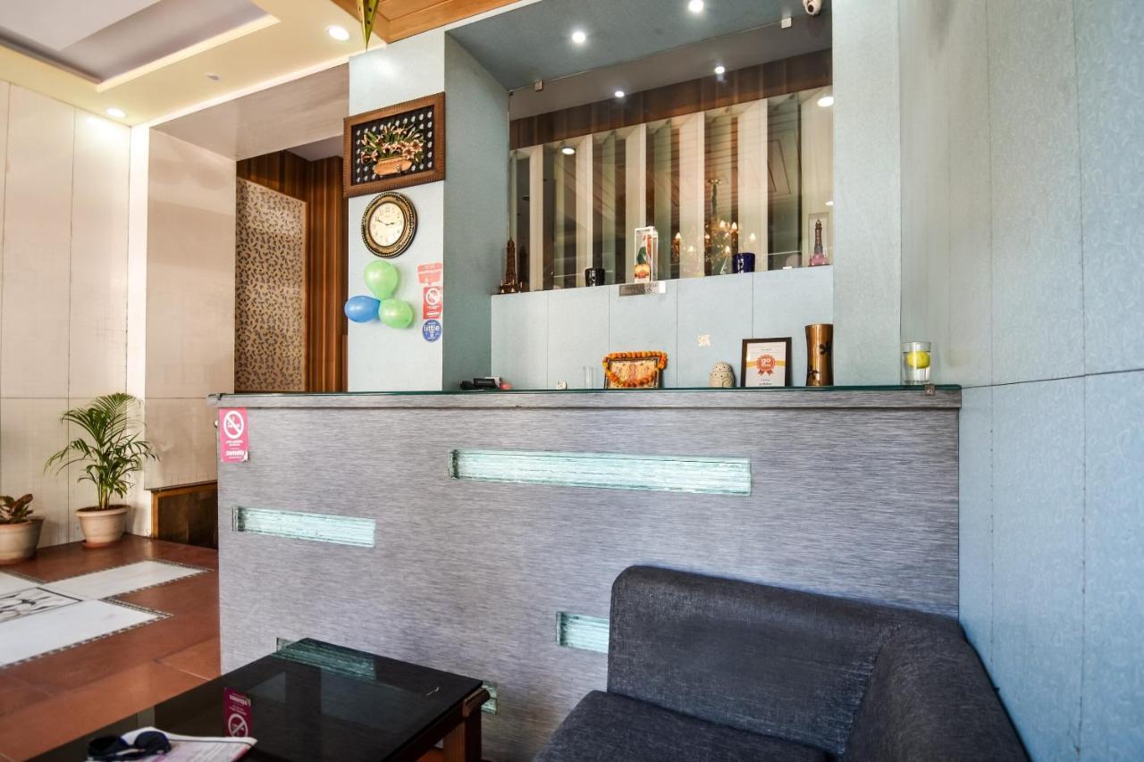 Oyo Flagship Hotel Spark Jaipur Eksteriør billede