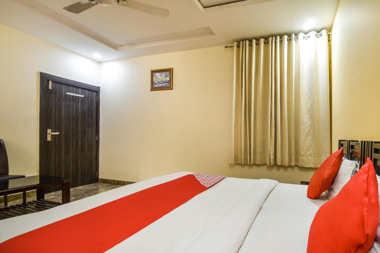Oyo Flagship Hotel Spark Jaipur Eksteriør billede